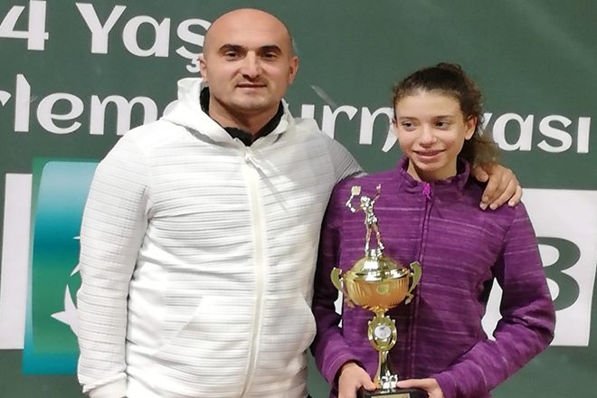 Türkiye 14 Yaş Bayanlar Tenis Şampiyonu Beylikdüzü`nden