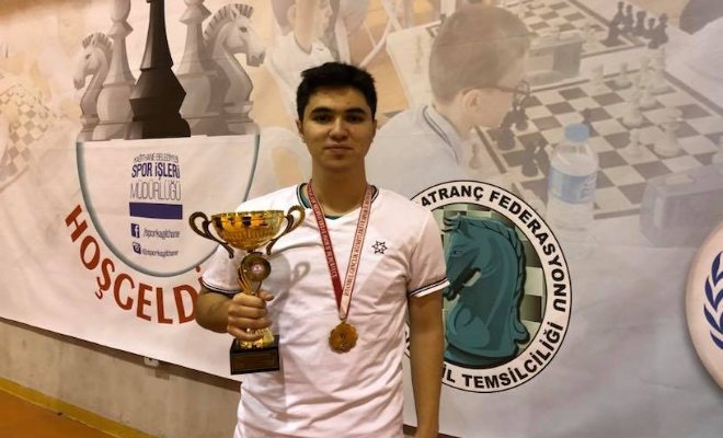 Mektebim Öğrencisi Kutay Satranç Şampiyonu