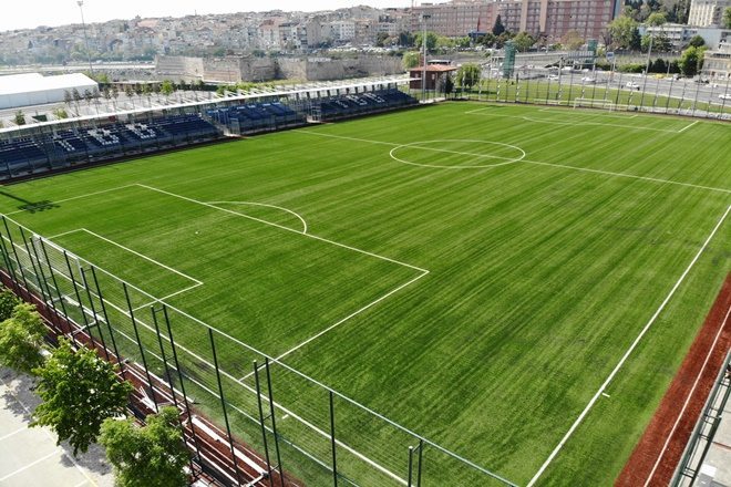 İstanbul`da Stadlar Amatör Futbola Hazır