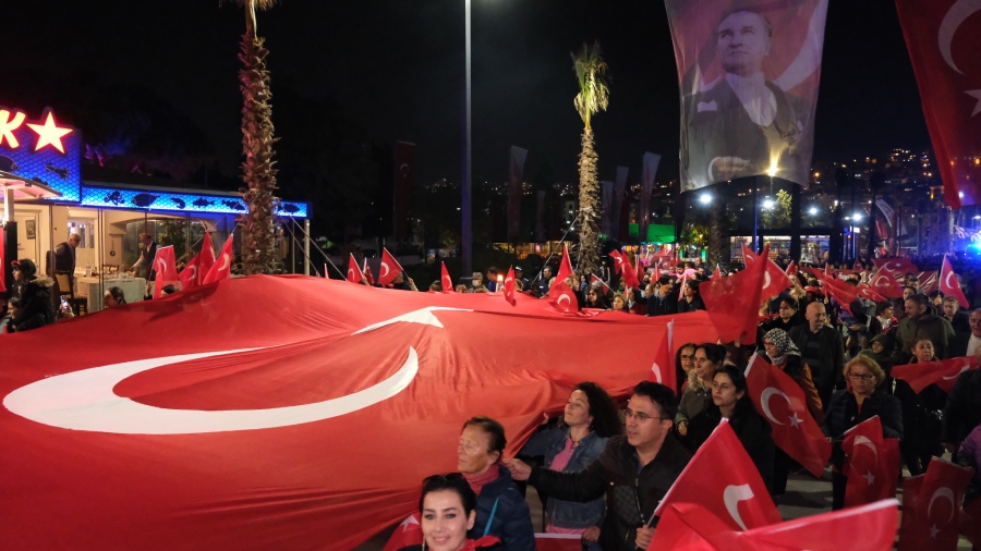 Büyükçekmece’de Atatürk’ün en büyük eserine yakışır kutlama