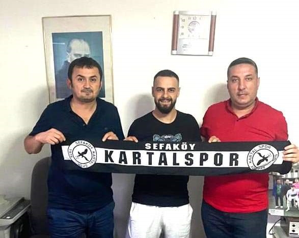 Sefaköy Kartalspor transferlere hız verdi