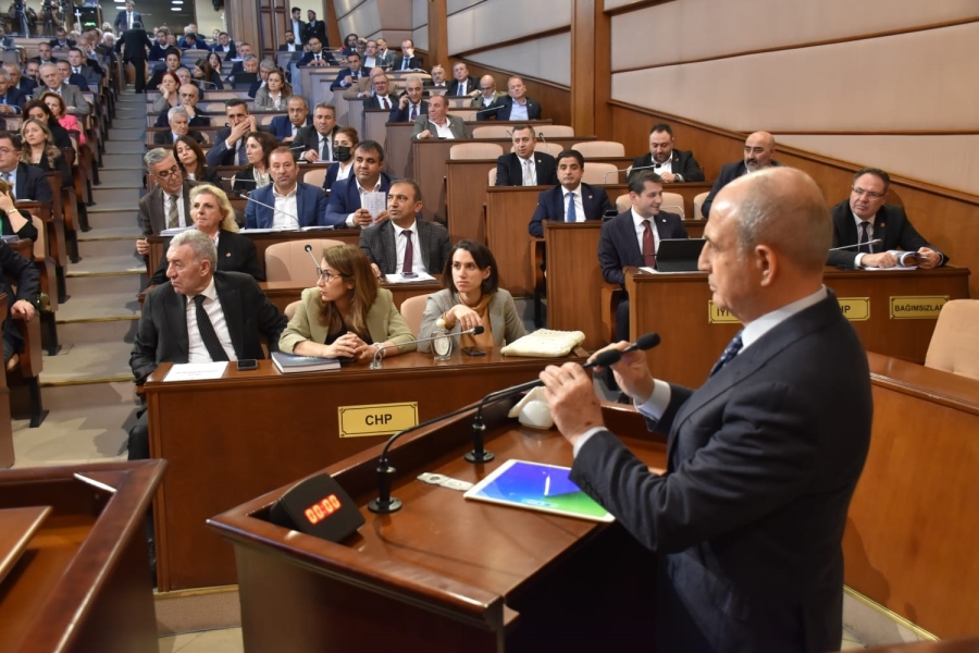 İmar planlarını, İBB Meclisi’nden 3 gün önce paylaşan AKP ilçe başkanına tepki   