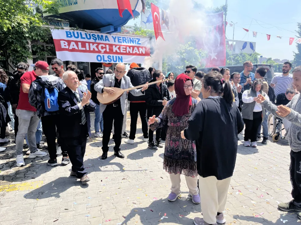 ENGELLİ ÖĞRENCİLER BALIKÇI KENAN’DA DOYASIYA EĞLENDİ