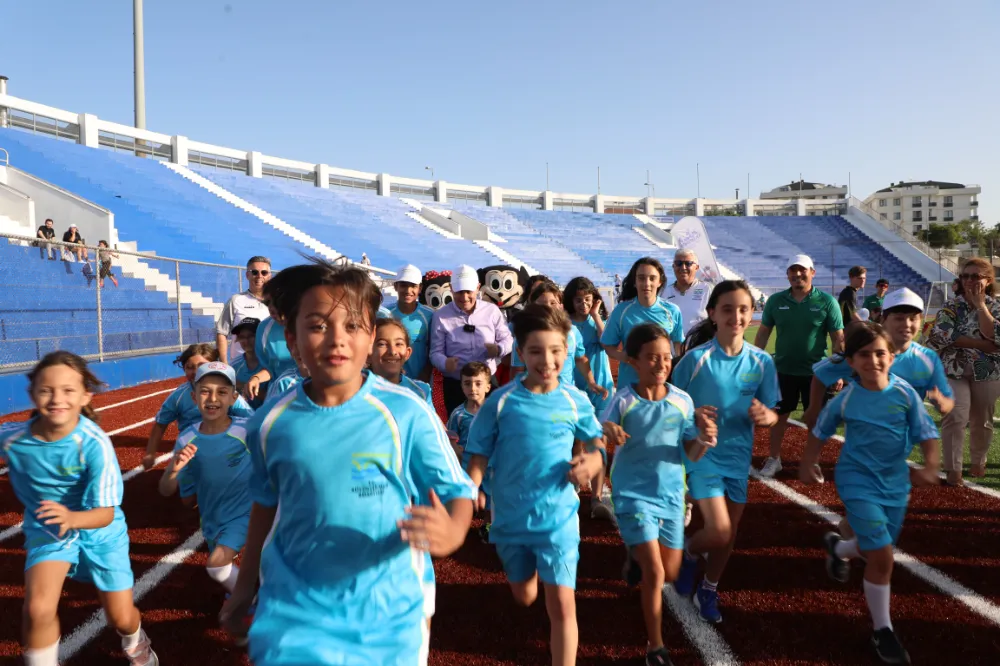 Büyükçekmece Belediyesi Yaz Spor Okulu törenle açıldı