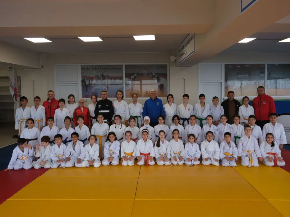 Büyükçekmeceli judocular kuşak sınavını başarıyla geçti