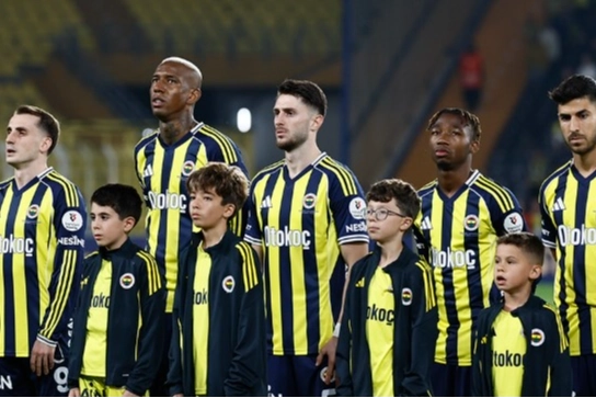 Fenerbahçeli futbolcular köşeyi dönecek