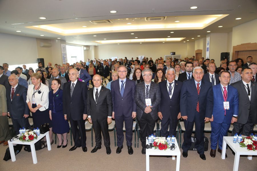 Büyükçekmece 1. Uluslararası Yerel Yönetimler Kongresi başladı 