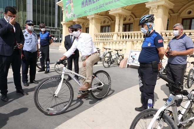 Belediye Personeli Bisiklet Kullanmak Zorunda